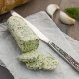 Da li je moguće i kako zamrznuti cilantro za zimu u zamrzivaču